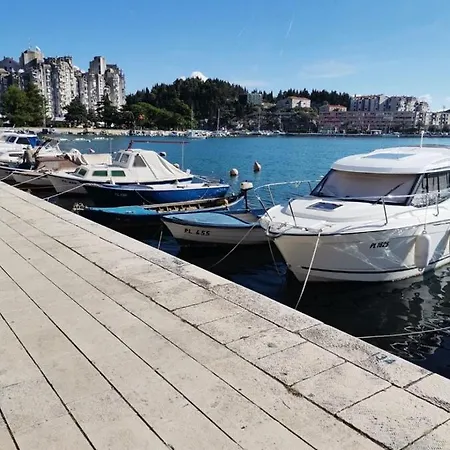 Apartment Piadeno - Central And Comfortable Ploce (Dubrovnik-Neretva)